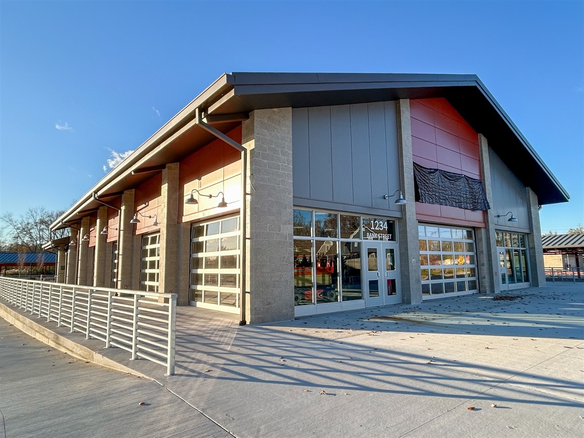 A photo of the new multipurpose building at the Kalamazoo Farmers Market. 