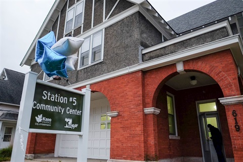 A photo of station 5
